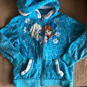 Disney’s frozen sweater in okay condition